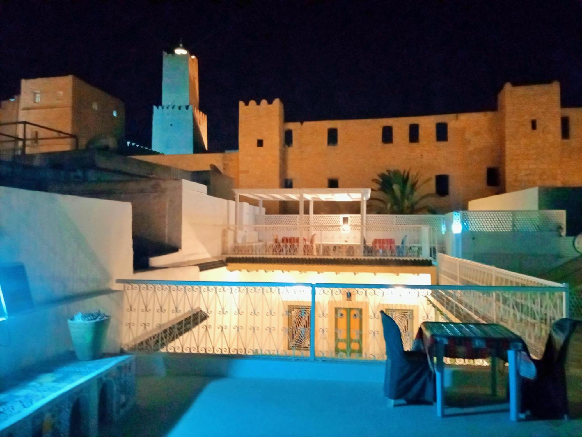 Dar Baaziz 3 *